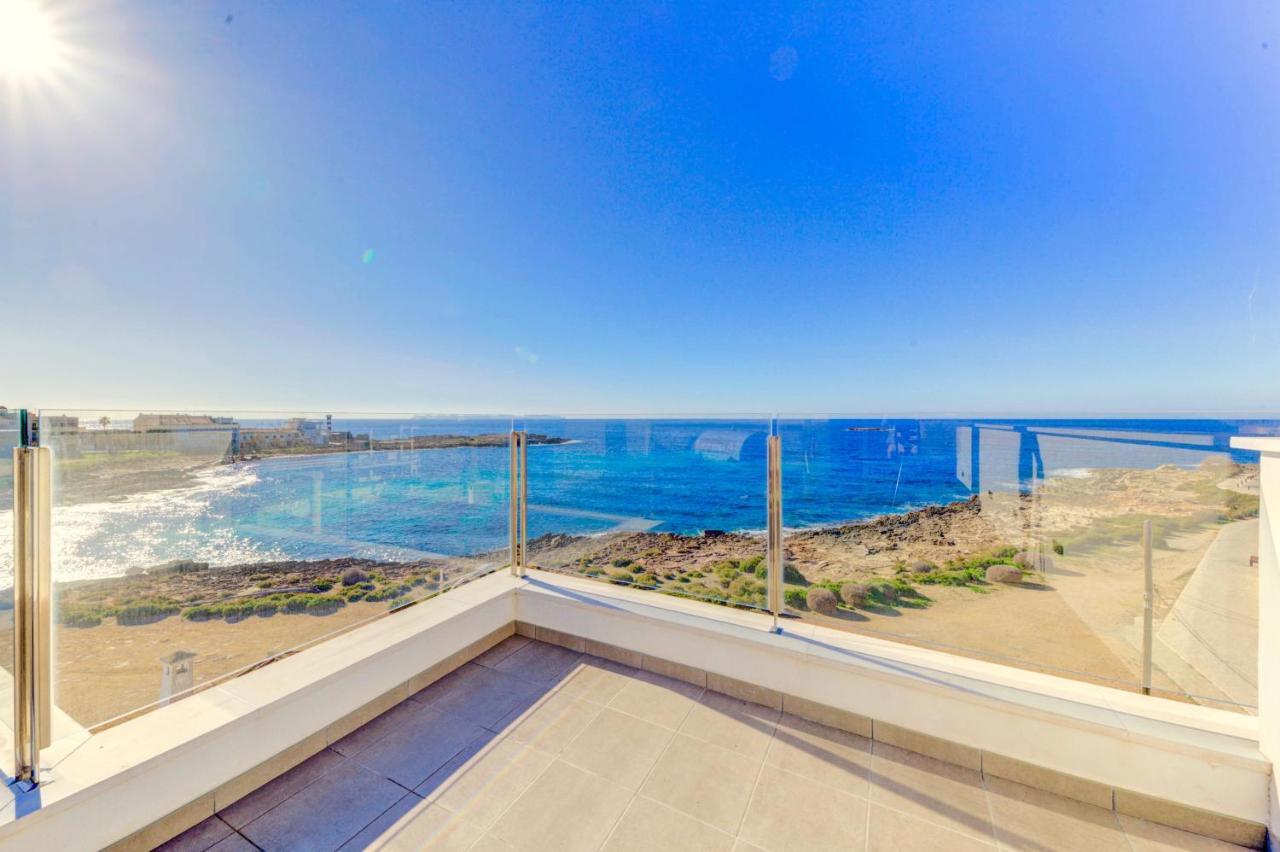 Beachfront Apartment Migjorn Cel By Sealand Villas Colonia de Sant Jordi Dış mekan fotoğraf